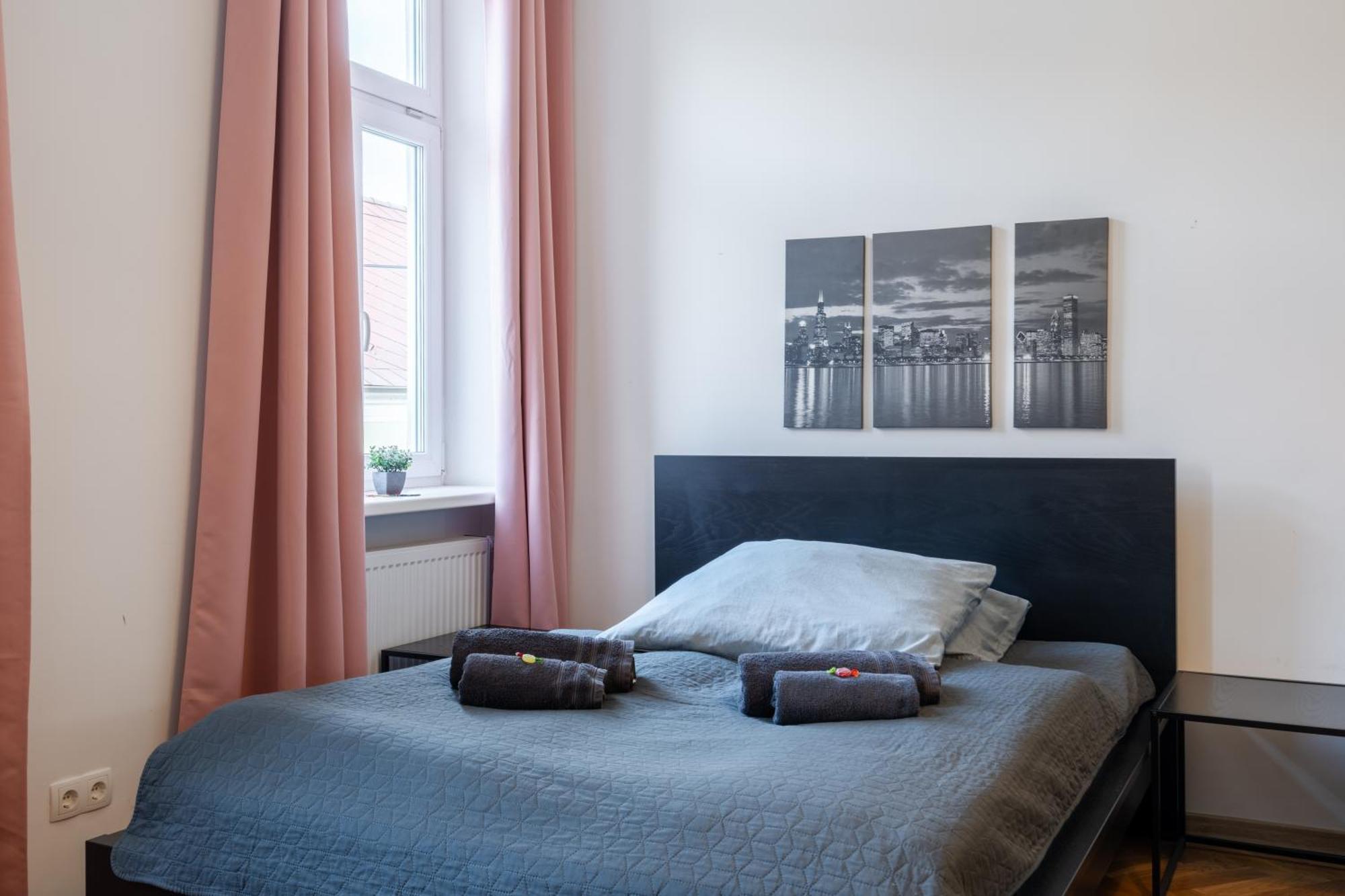 Revliving Apartments Eggenburg Buitenkant foto